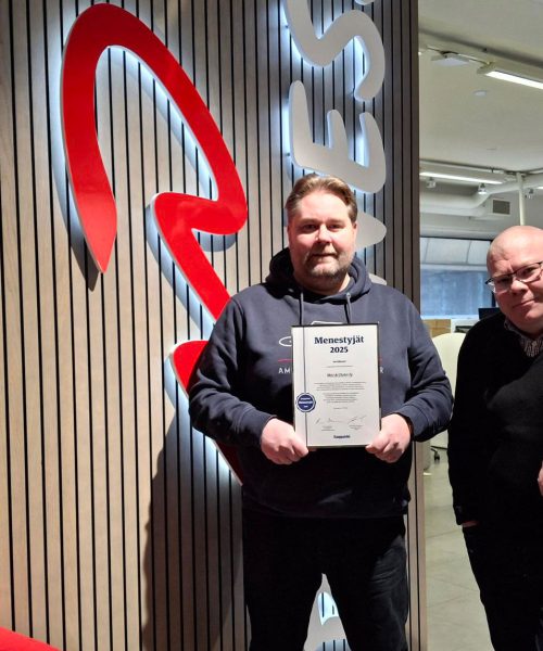 Marskidata Menestyjät-sertifikaatti Toni ja Petri